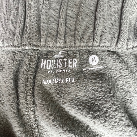 Hollister Sweatpants - Picture 3 of 3